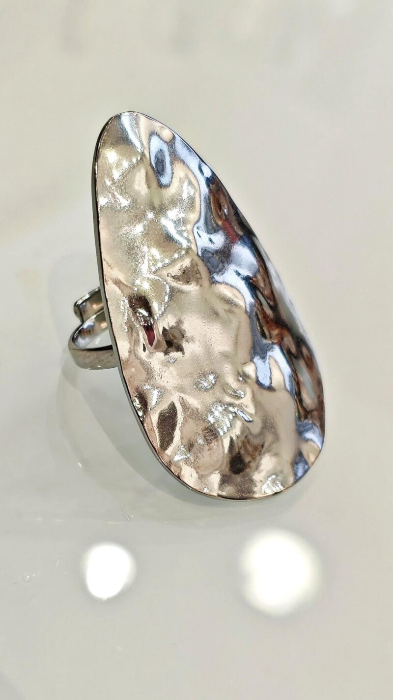 Σφυρήλατο δαχτυλίδι από ατσάλι