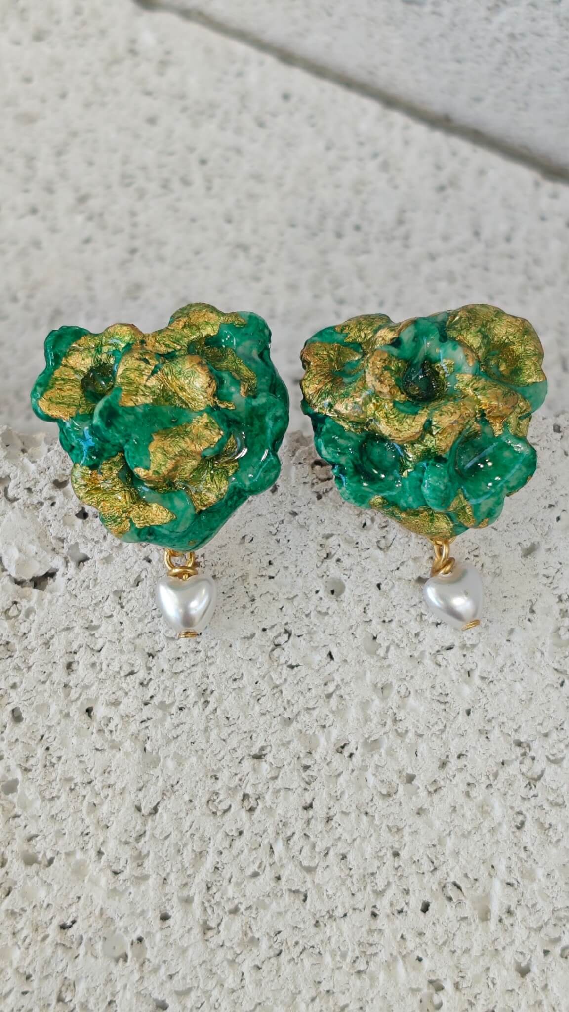 Σκουλαρίκια καρδιές με πέρλα