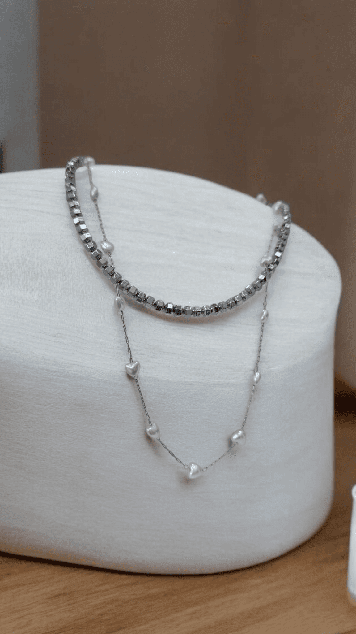 Διπλό κολιέ με ημιπολύτιμες χάντρες