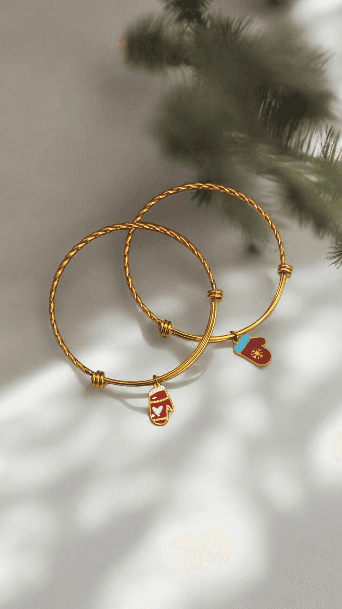 Ατσάλινη χειροπέδα με κρεμαστή μεταλλική μπότα