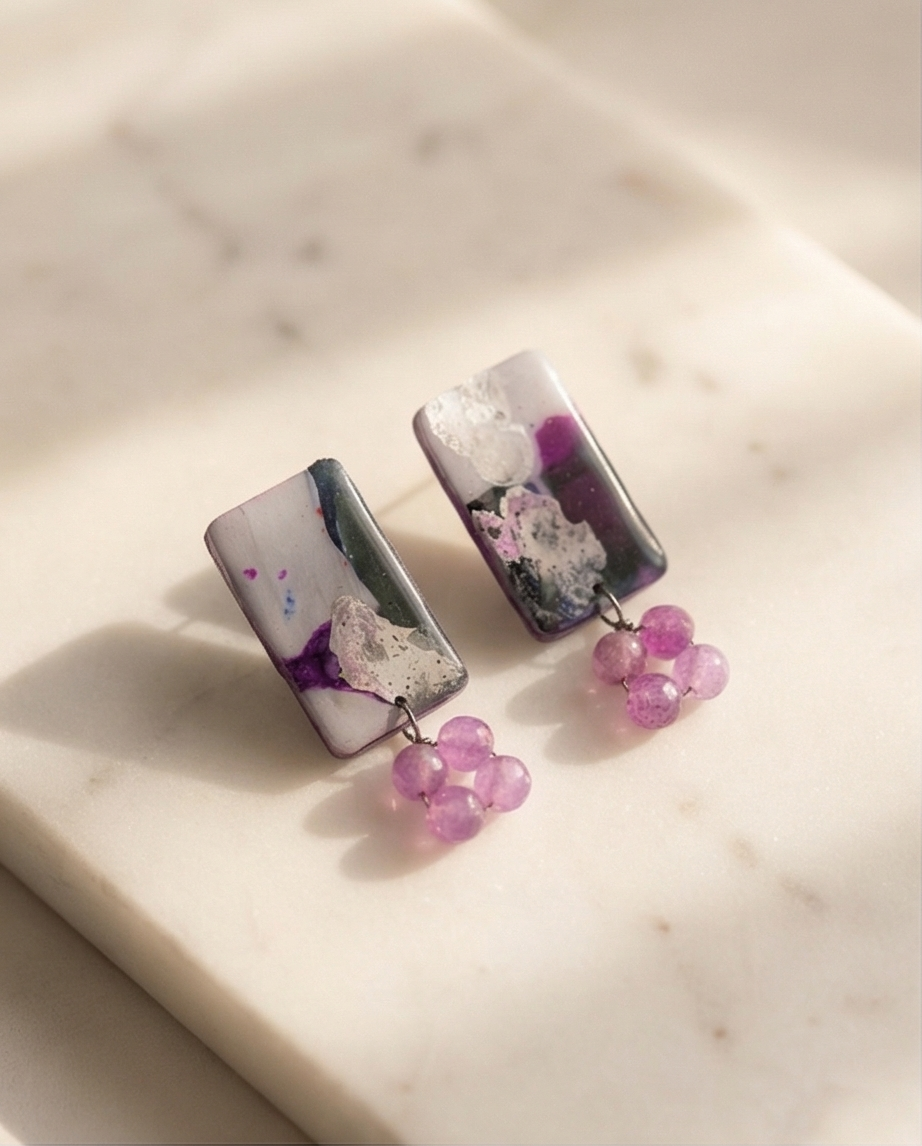 Καρφωτά Σκουλαρίκια Ορθογώνια από Πολυμερικό Πηλό Μωβ με Ημιπολύτιμες Χάντρες