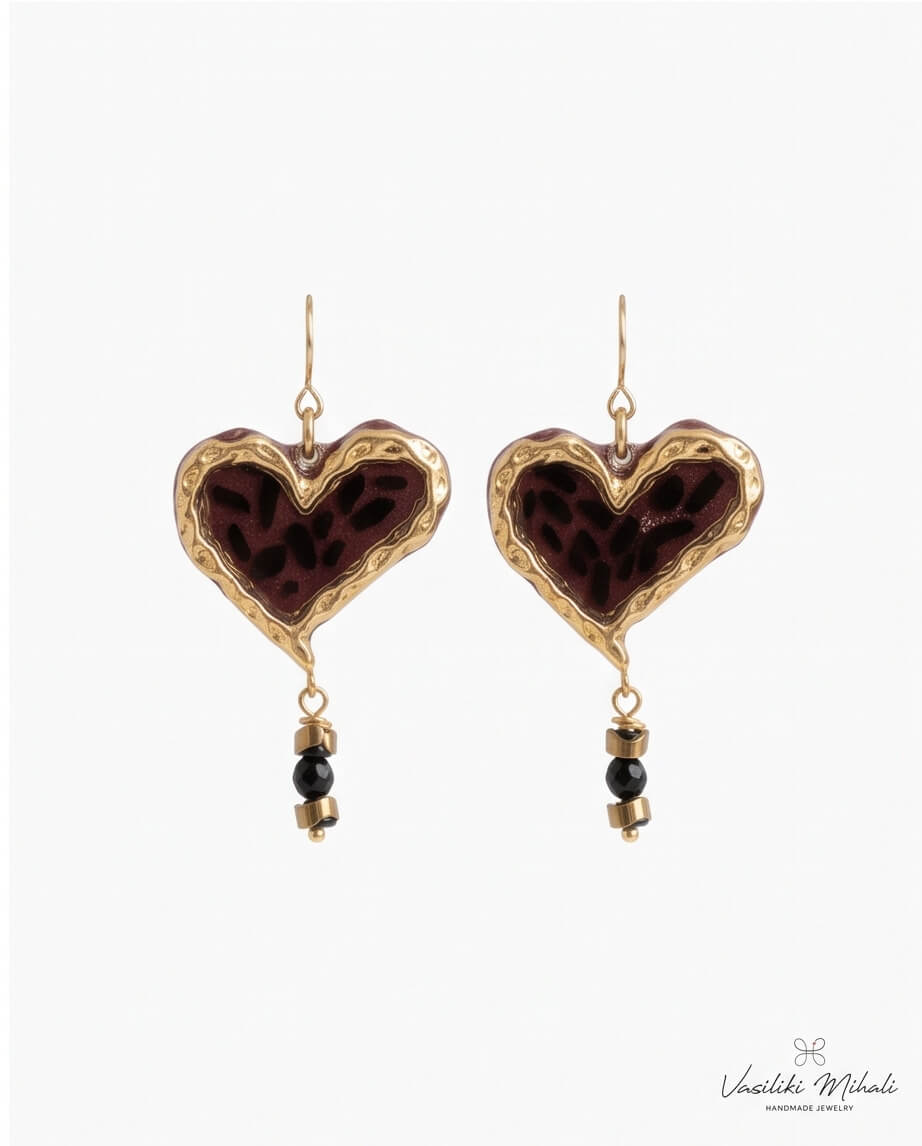 Χειροποίητα Σκουλαρίκια "Burgundy Heart Charms" από Πολυμερικό Πηλό, Υγρό Γυαλί και Επιχρυσωμένο Ατσάλι - vasiliki Mihali jewelry