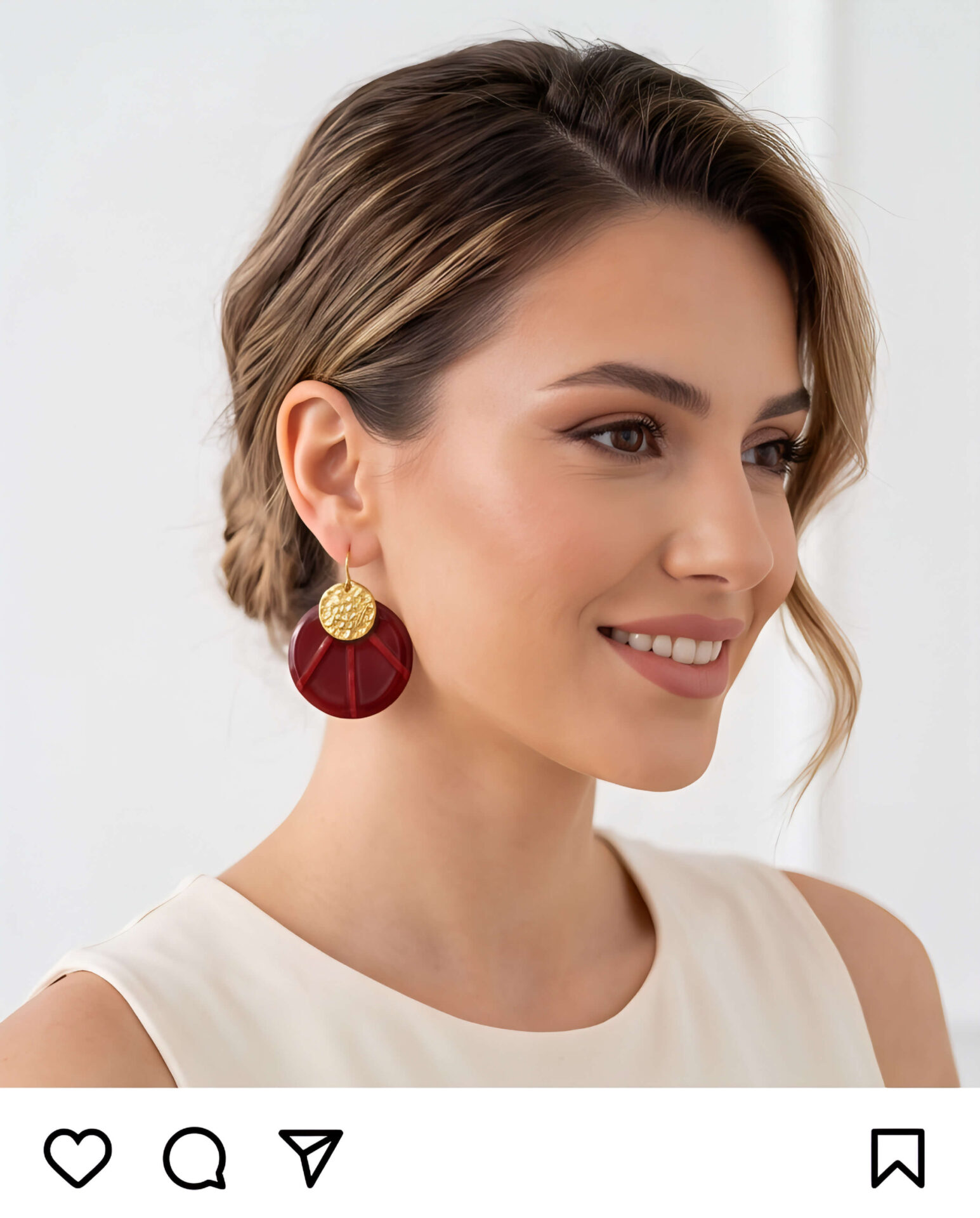 Χειροποίητα Σκουλαρίκια "Burgundy Sunburst Discs" από Πολυμερικό Πηλό, Υγρό Γυαλί και Επιχρυσωμένο Ατσάλι - vasiliki Mihali jewelry - Image 2